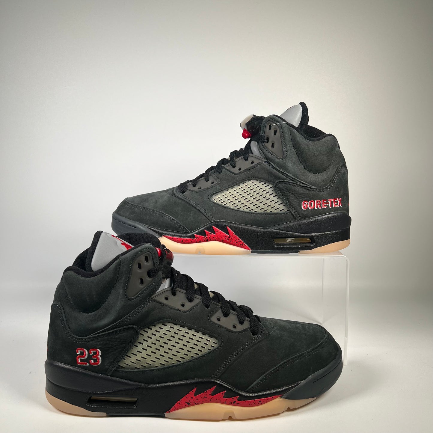 Jordan 5 Gore-Tex Off Noir (2022) Size 9M/10.5W NEW s20297