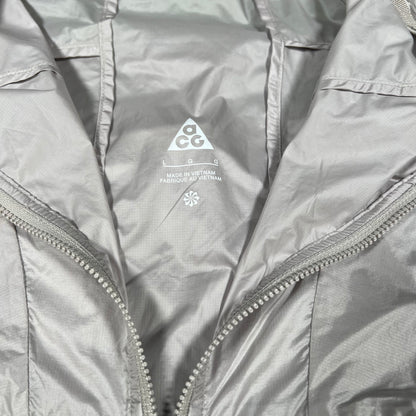 Nike ACG Light Grey Windbreaker Size Large NEW x14298
