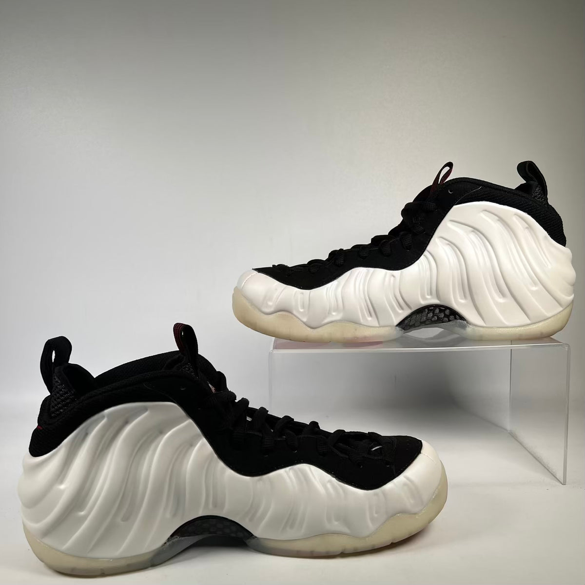 Nike Air Foamposite Pro Pearl (2025) Size 10.5 USED s23735