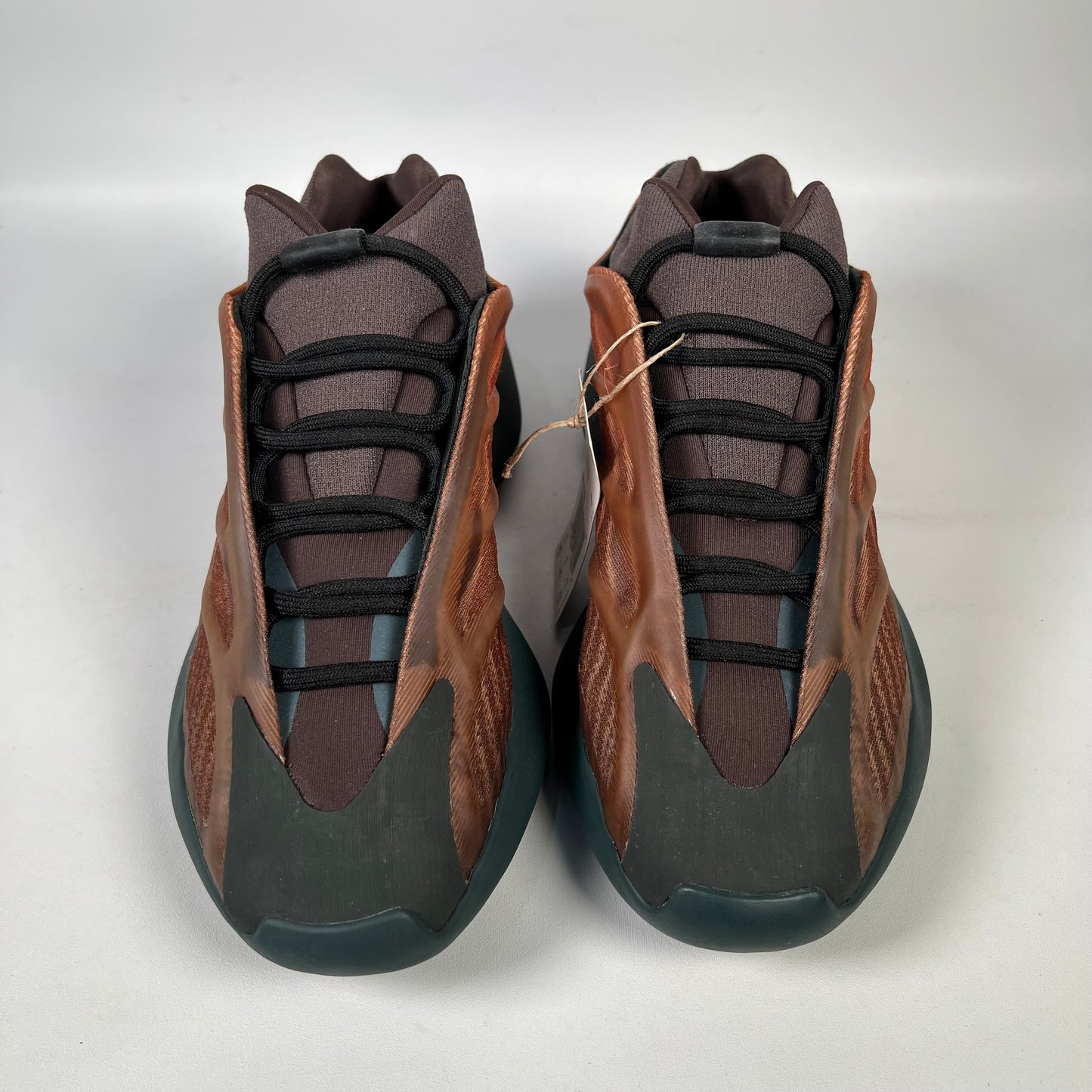 Yeezy 700 Copper Fade (2021) Size 8.5 NEW s20060
