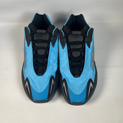 Yeezy 700 Bright Cyan (2021) Size 11 USED s22624
