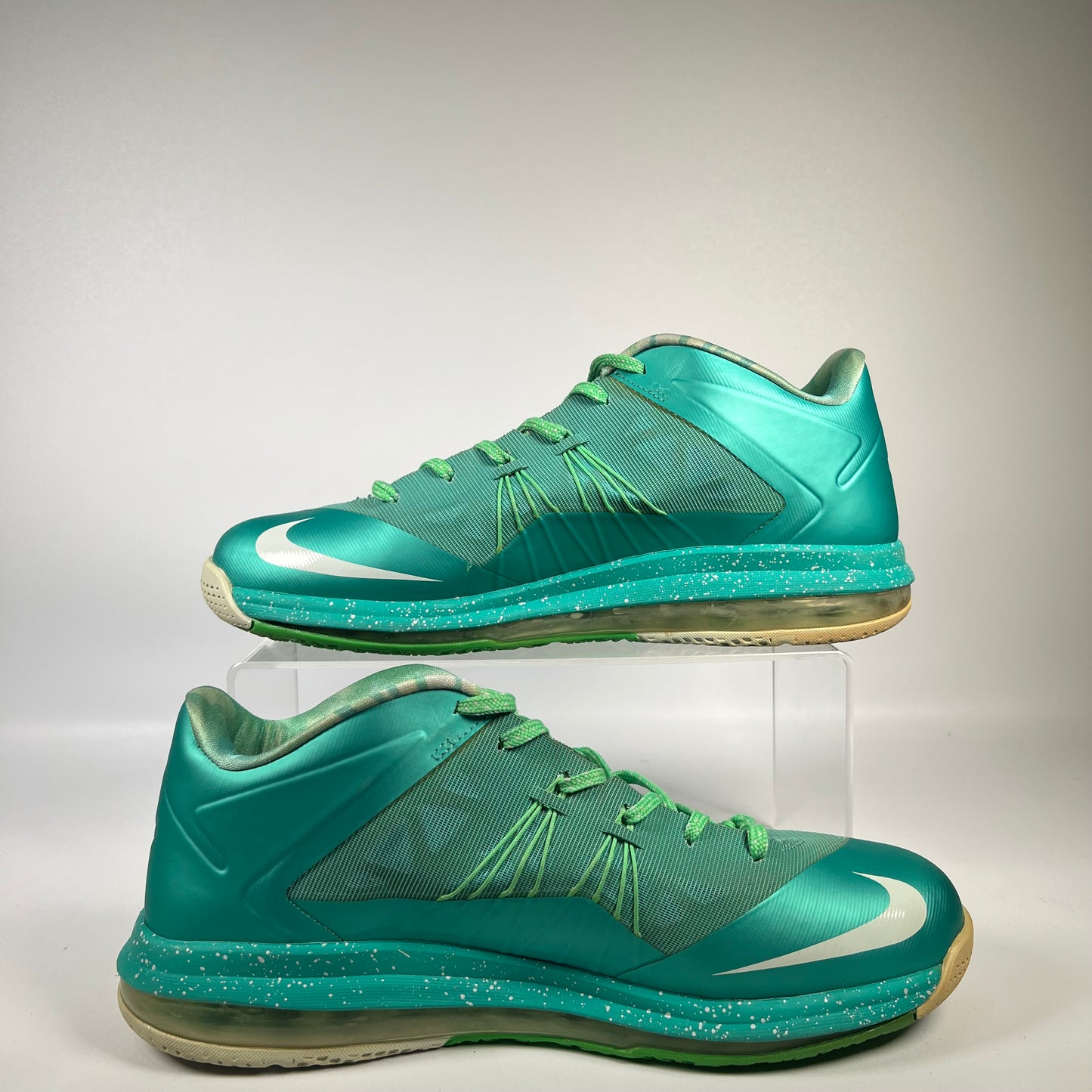 Nike Lebron 10 Low Easter (2013) Size 11 USED s19481