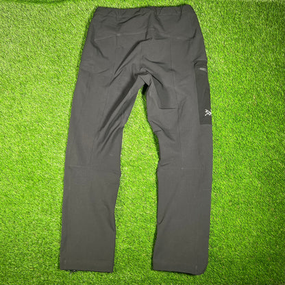 Arcteryx Black Nylon Straight Leg Pants Size Medium USED x15343