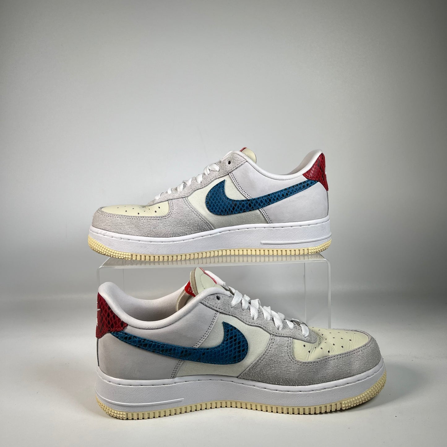 Nike Air Force One Low Undefeated 5 On It (2021) Size 8.5 USED s22521