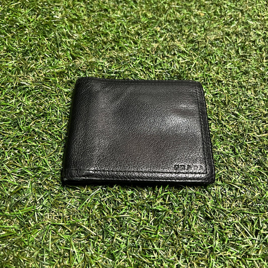 1990s Prada Leather Bilfold Black Wallet USED x14076