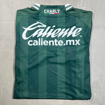 Charly Club Leon FC Green Kit Size Medium USED v20340