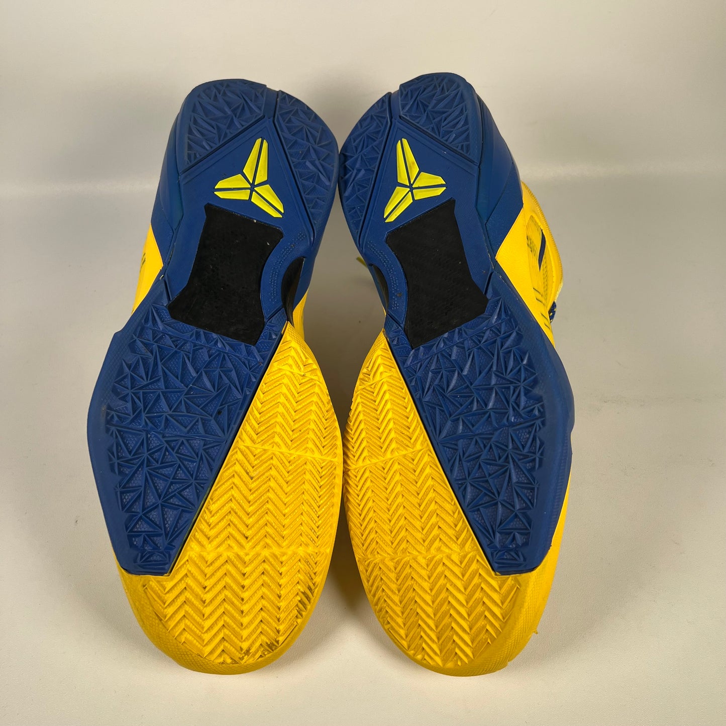 Nike Kobe 7 Barcelona (Away) 2012 Size 12.5 Used s13088