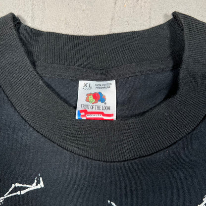 1990s Skeleton Kama Sutra Black Tee Size XL USED v19443