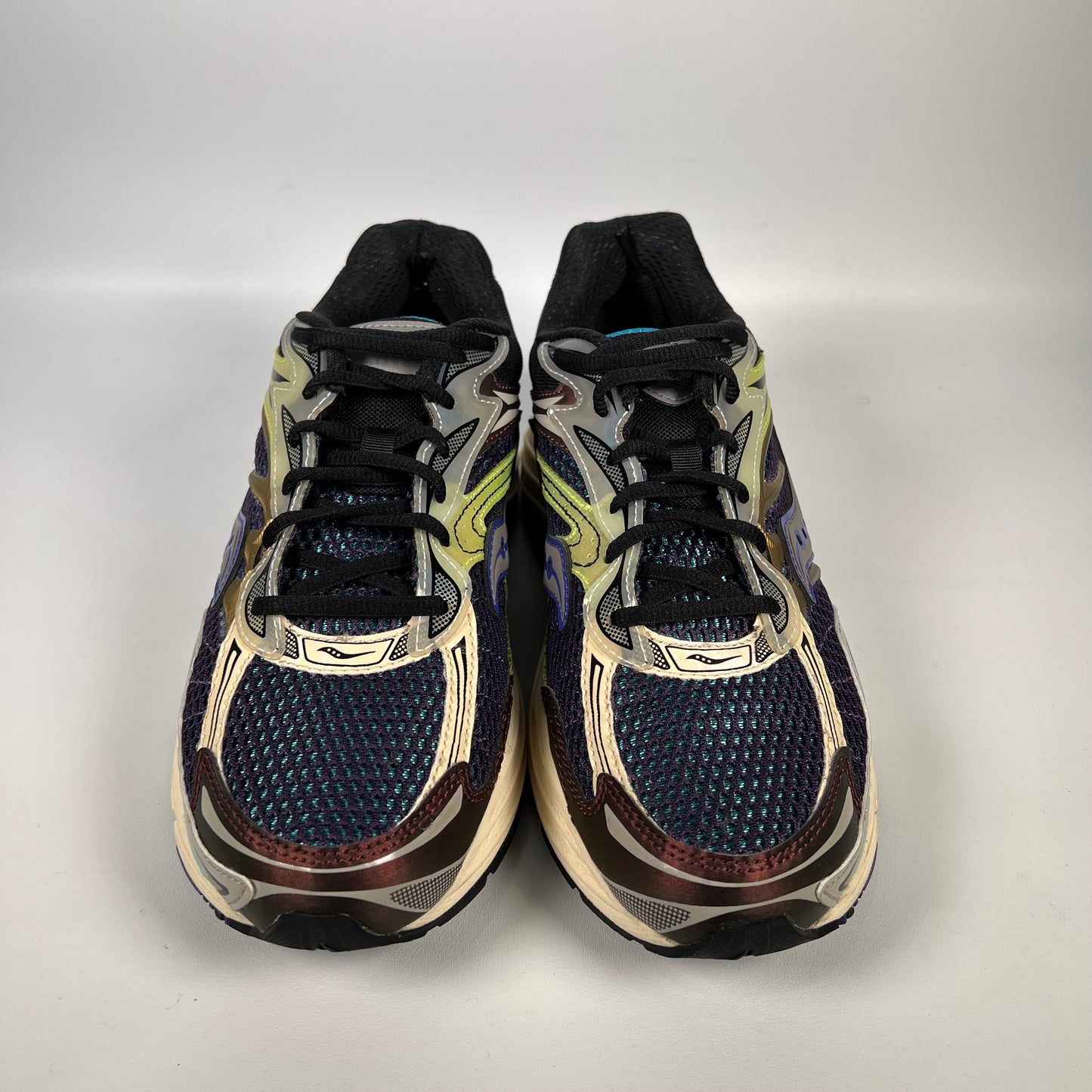 Saucony ProGrid Omni 9 Crystal Cave (2023) Size 9.5 USED s18029