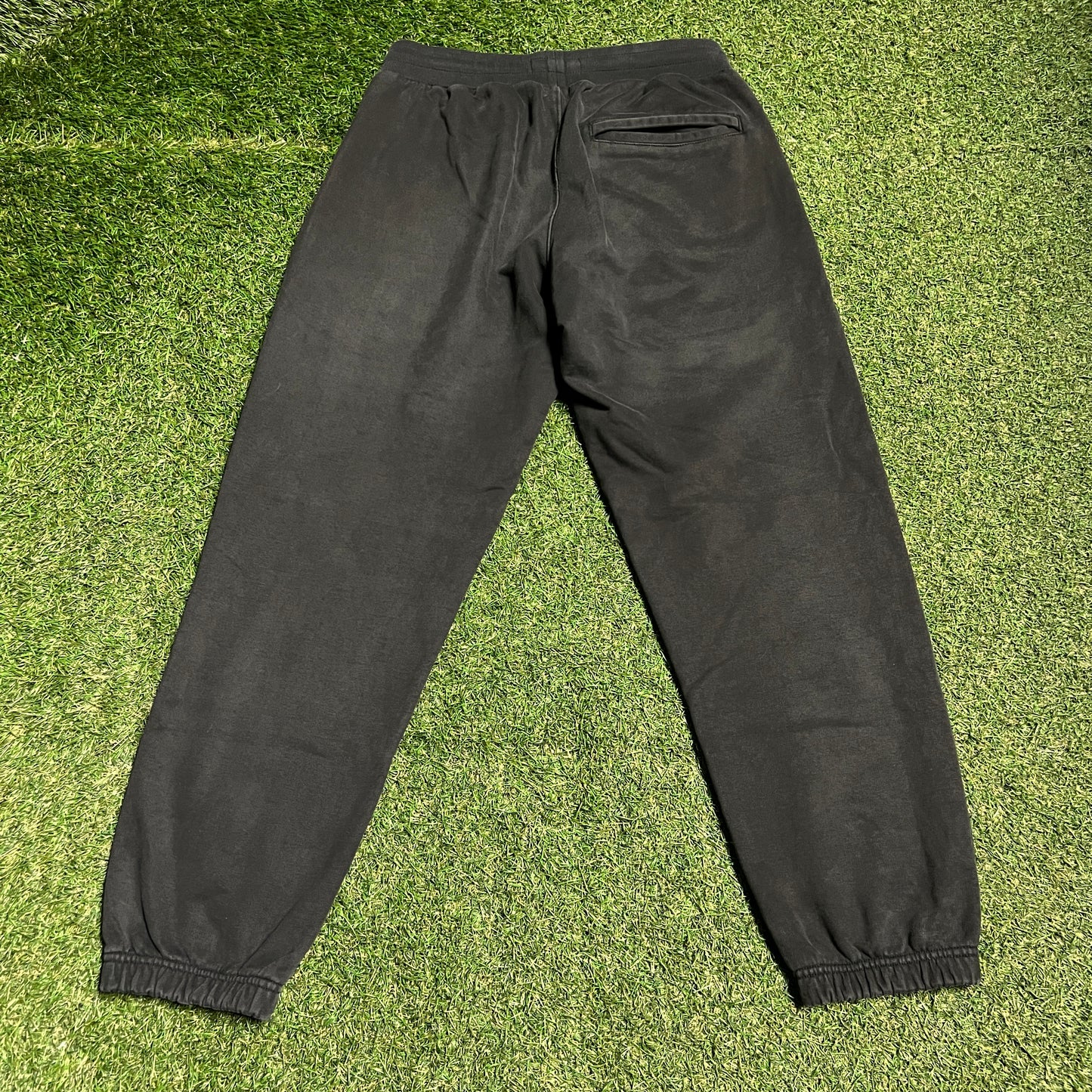 Palace Embroidered Logo Black Sweatpants Size Small USED x14080