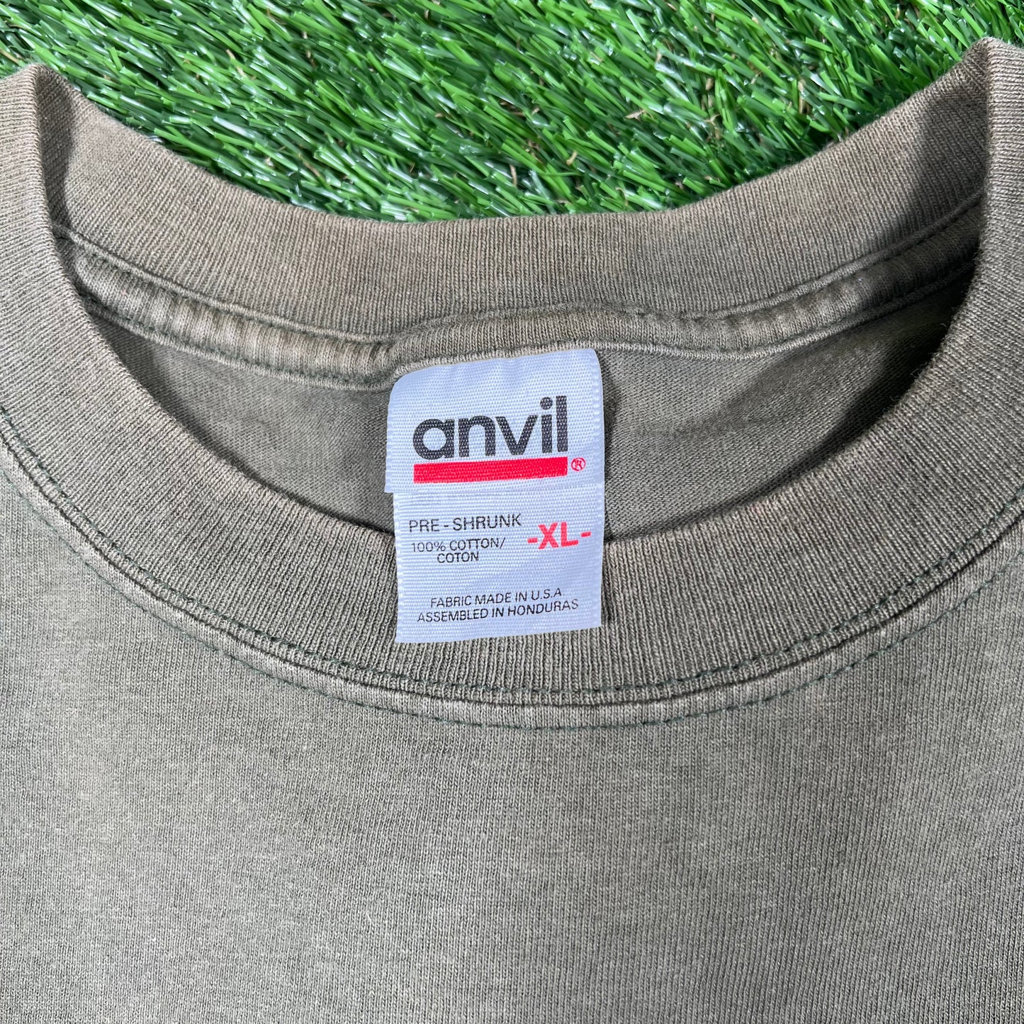 2000 Boardwalk Classic Car Show Olive Longsleeve Size XL USED v17001