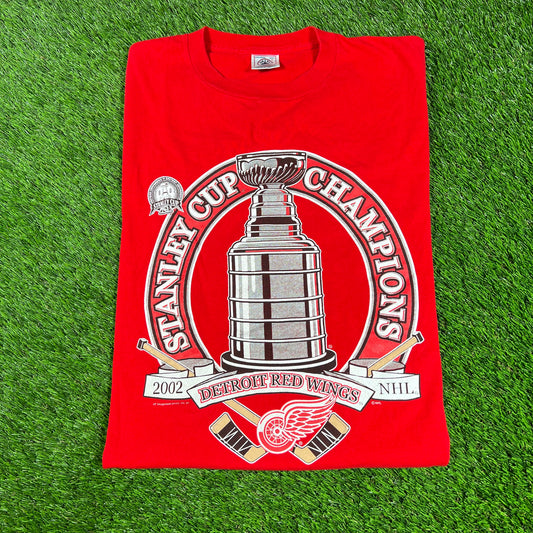 2001 Red Wings Stanley Cup Champs Red Tee Size Large USED v16673