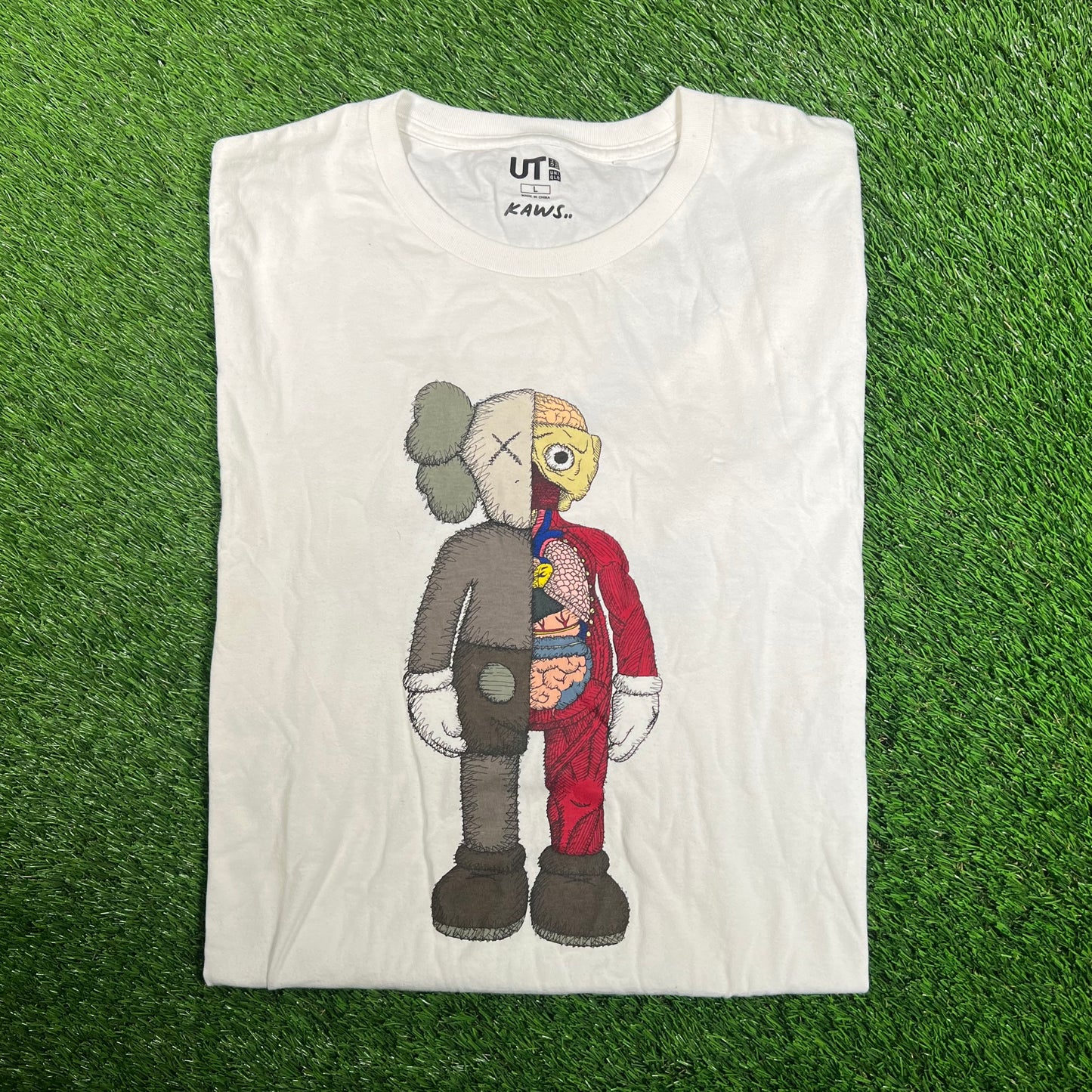 Uniqlo Kaws Flayed Companion Tee White Size Large USED v17989