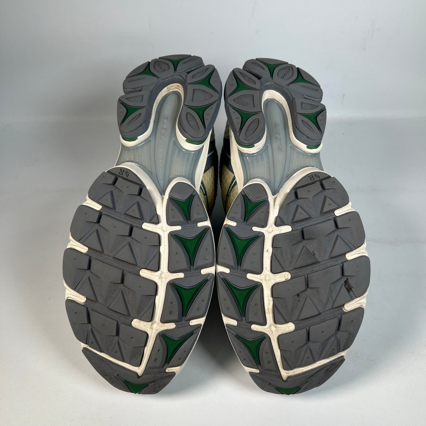 Saucony ProGrid Triumph 4 Minted NY (2024) Size 10.5 USED s22057