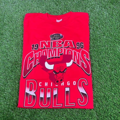 1996 Chicago Bulls NBA Champs Miro Tag Red Tee Size XL USED v16732