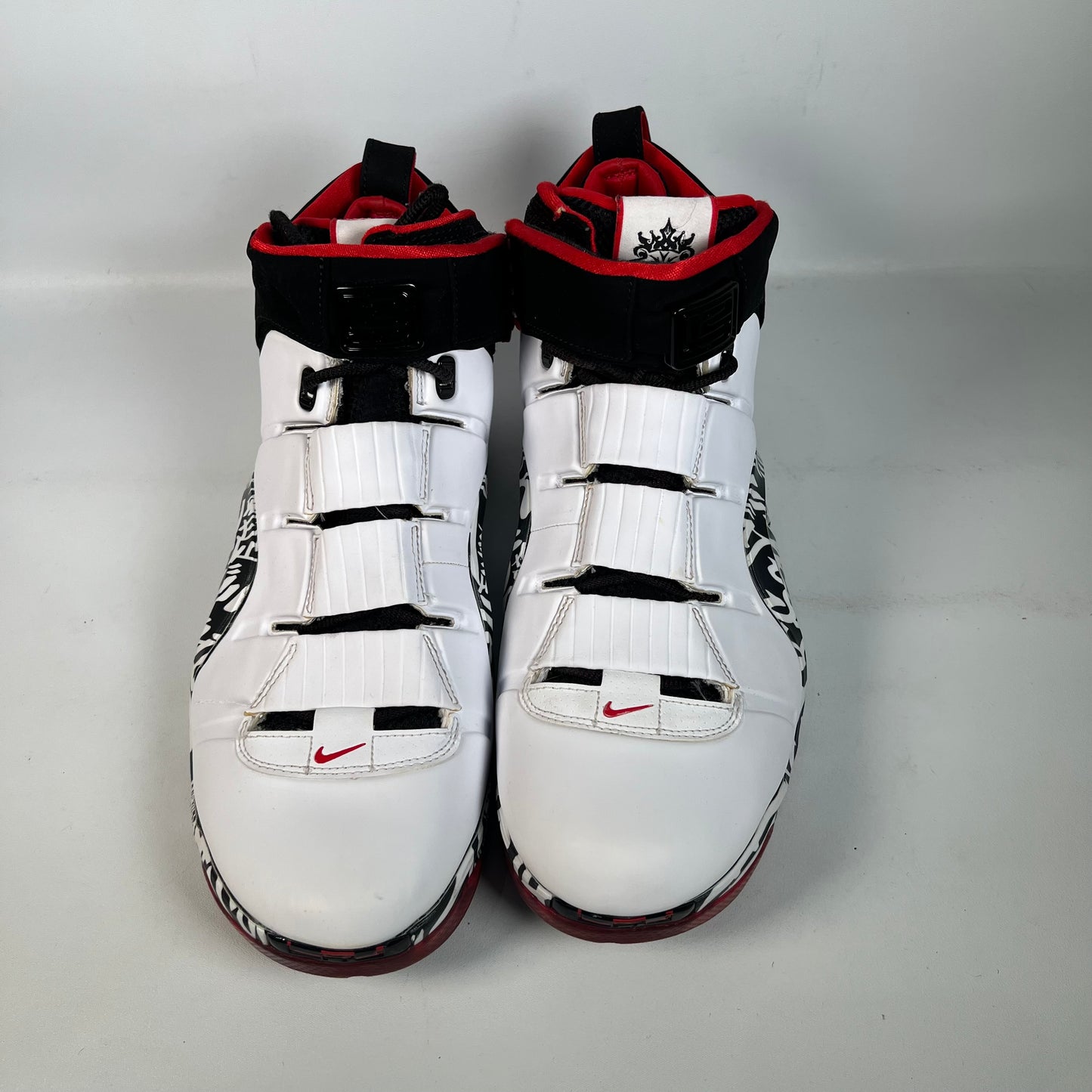 Nike Zoom Lebron 4 Graffiti (2023) Size 10.5 USED s22462