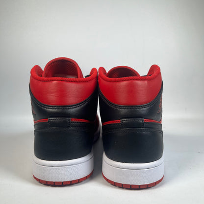 Jordan 1 Mid Reverse Bred (2021) Size 8.5 USED s21411