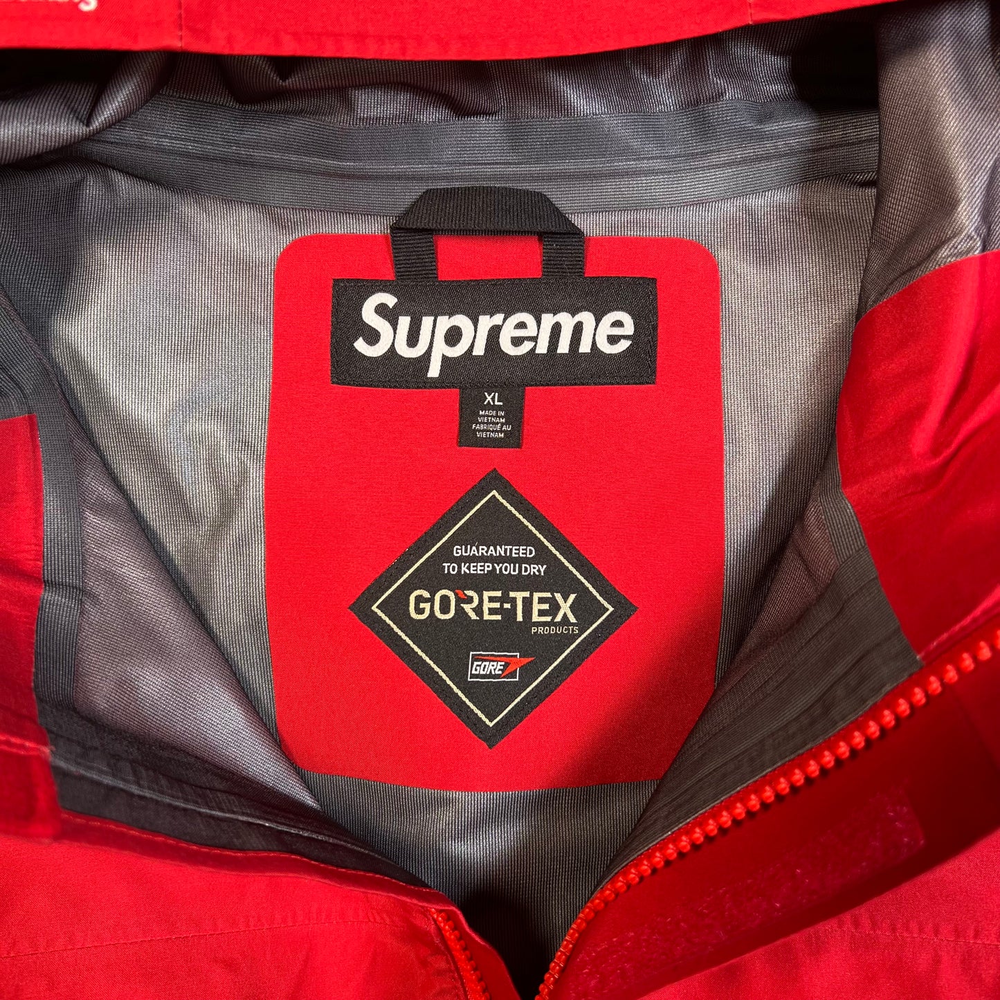 Supreme Gore-Tex Ghostface Red Shell Jacket Size XL NEW x16955