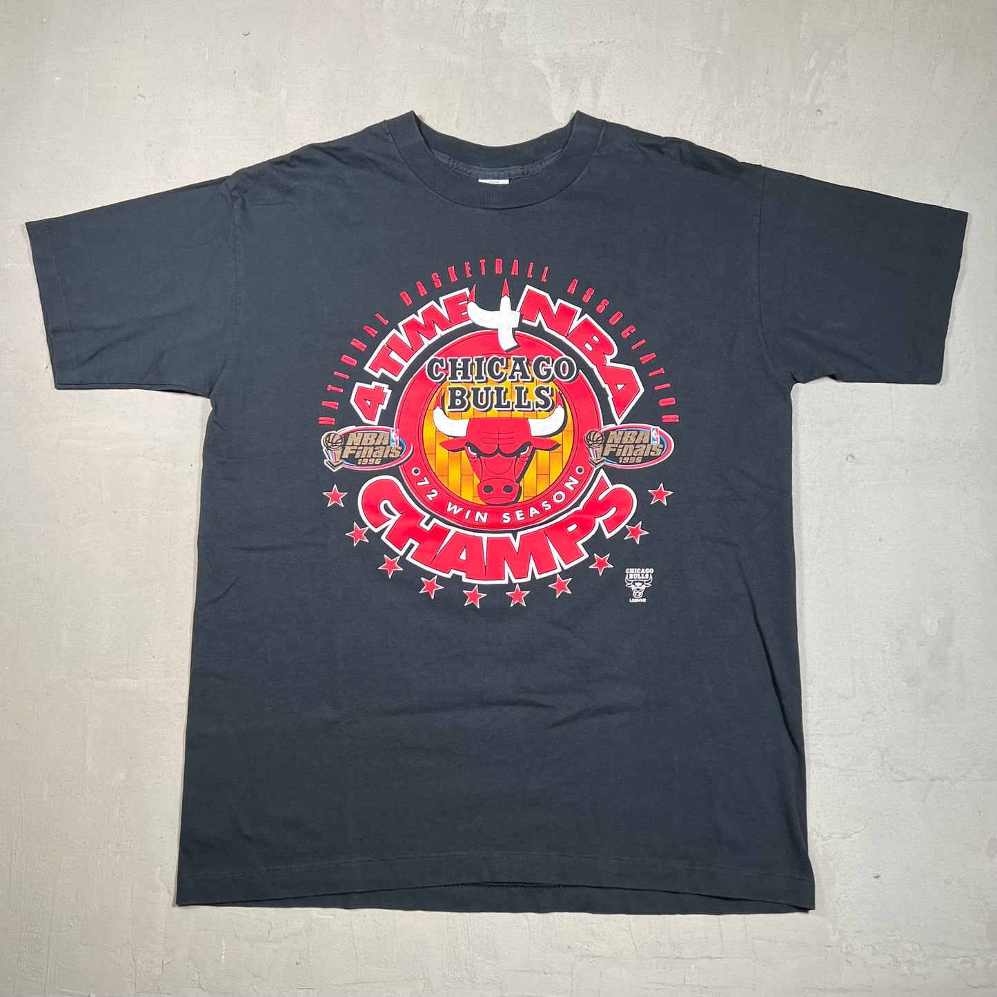1996 Chicago Bulls 4 Time Champs Logo 7 Tag Black Tee Size XL USED v16280