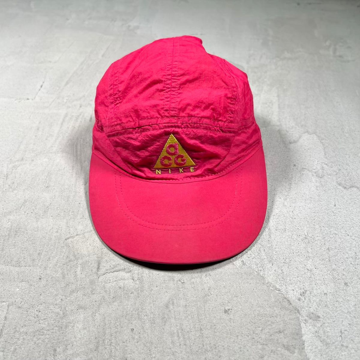 Nike ACG Tailwind 5 Panel Red Hat USED v20233