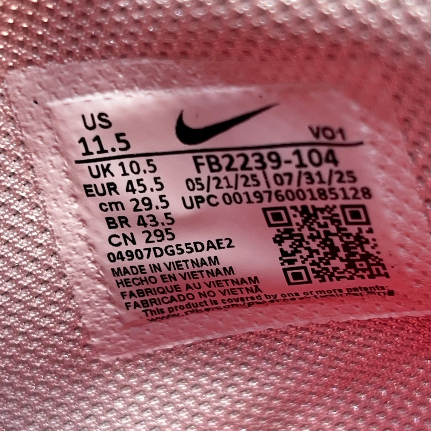 Nike Lebron Witness 8 Dunkin Donuts (2024) Size 11.5 NEW s20670