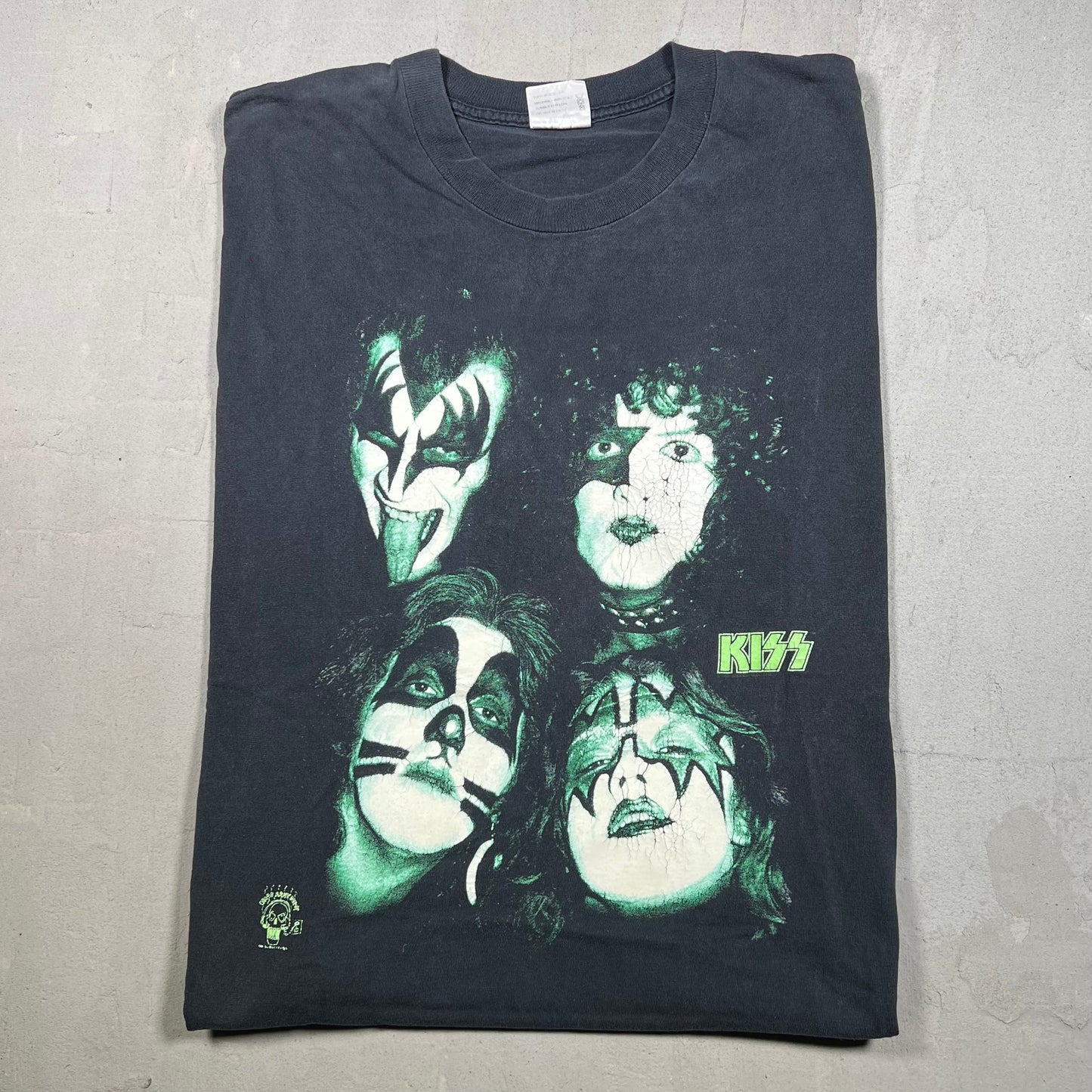 1996 Kiss GLow In Dark 4 Faces Washed Black Tee Size XL USED v19238