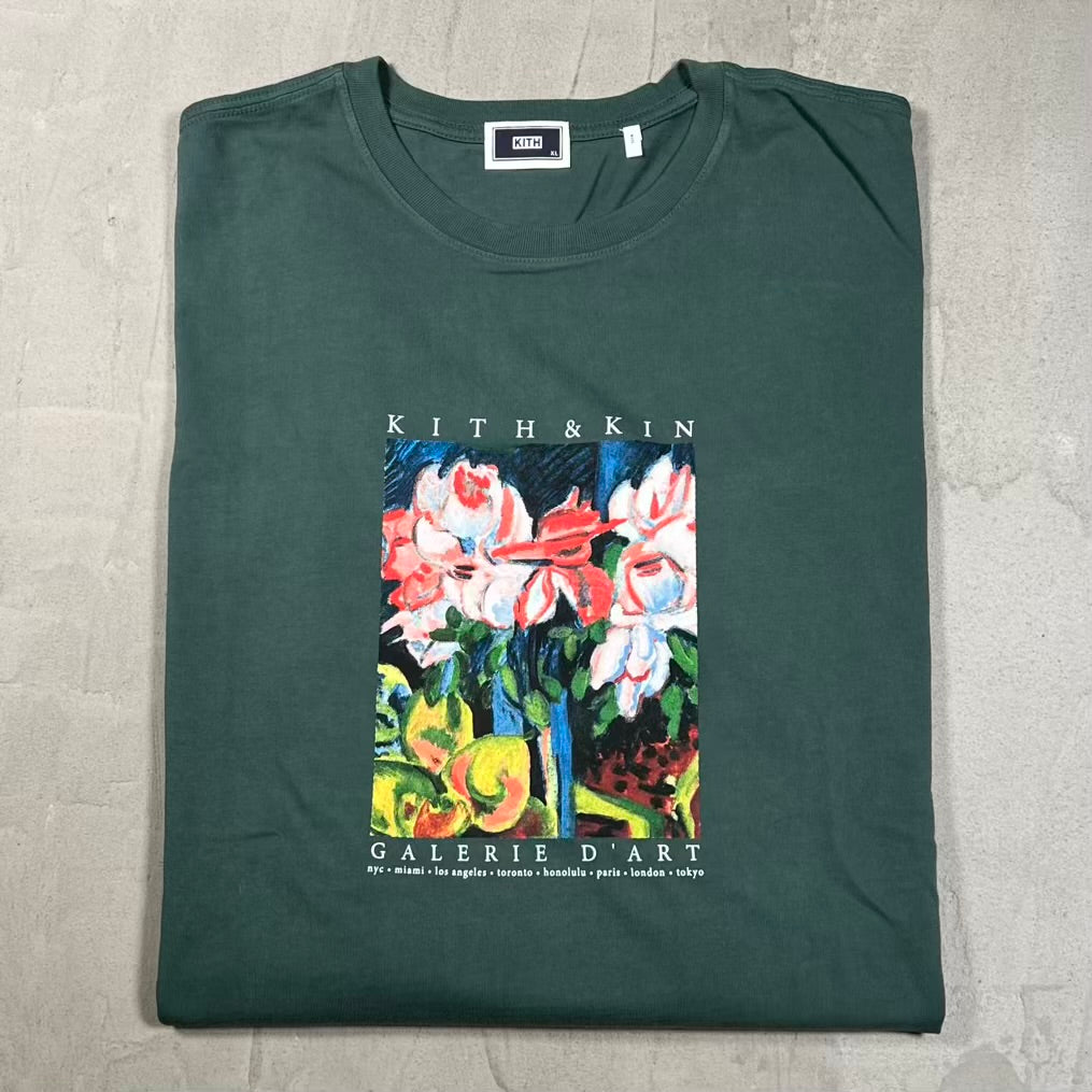 Kith & Kin Galerie D'Art Green Tee Size XL NEW x18907