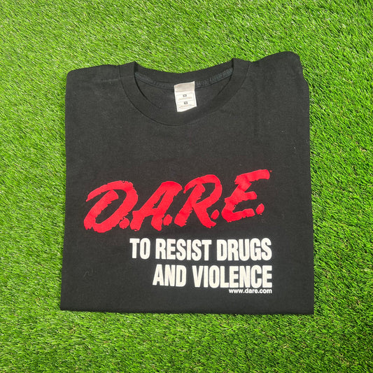 Y2K Dare Drug Resist Black Tee Size XL USED v17565
