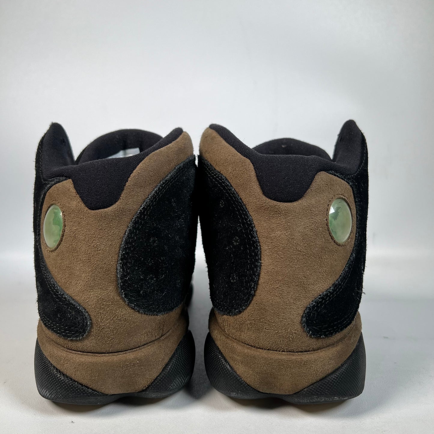 Jordan 13 Olive (2018) Size 8.5 USED s22517