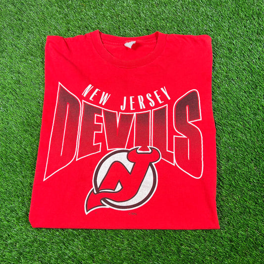 Y2K New Jersey Devils NHL Red Tee Size Large USED v17889
