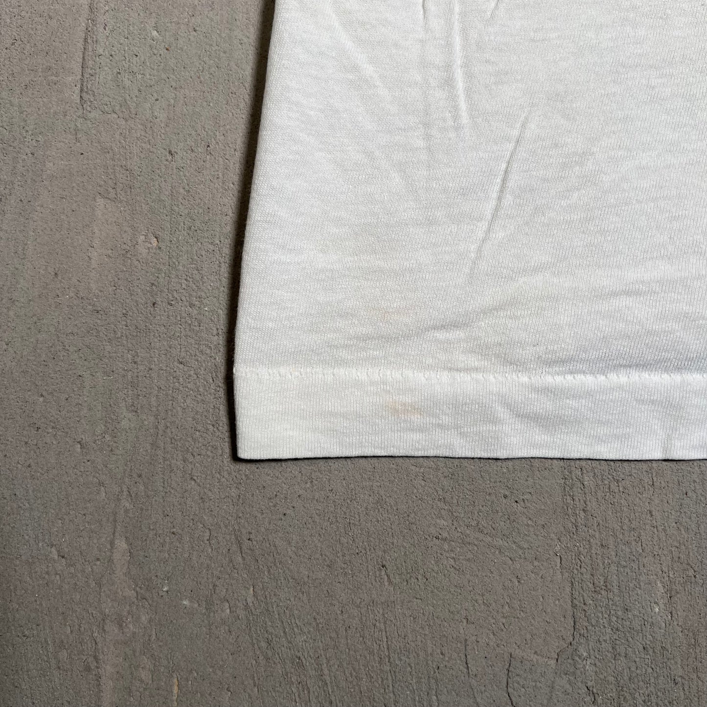 1990s Mr. Armchair Athlete White Tee Size Large USED v19559