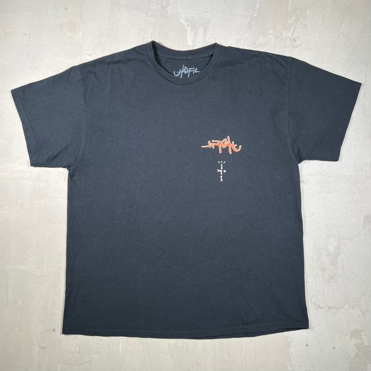 Travis Scott Circus Macimus Written Black Tee Size Large USED x18737