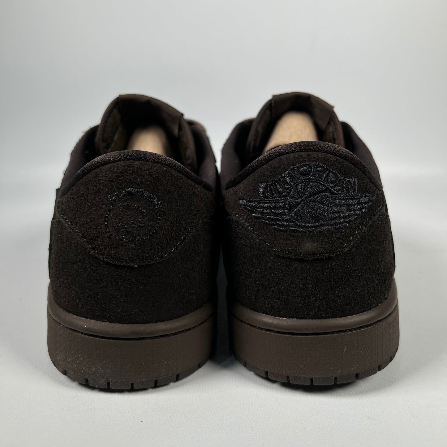 Jordan 1 Low Travis Scott Velvet Brown (2024) Size 9 USED s20246