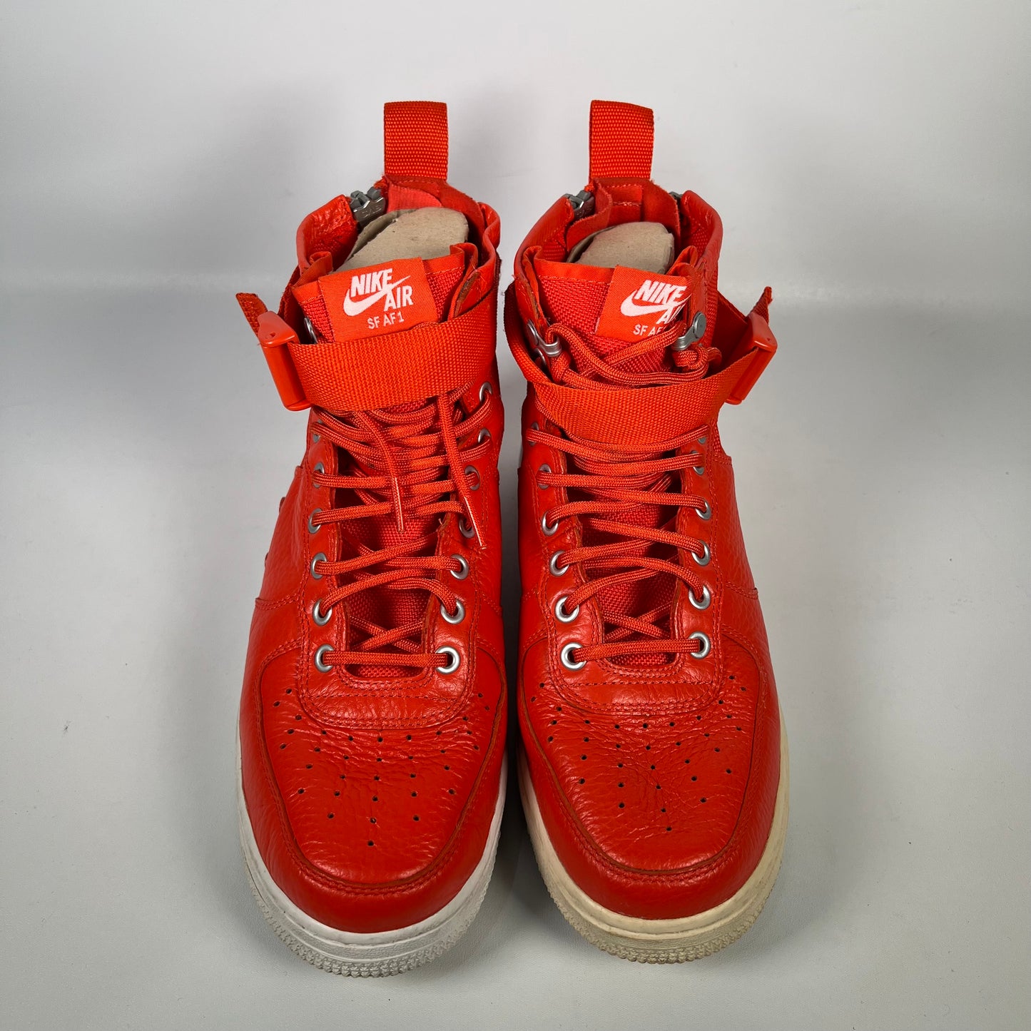 Nike Air Force One Mid Team Orange (2017) Size 9 USED s18759