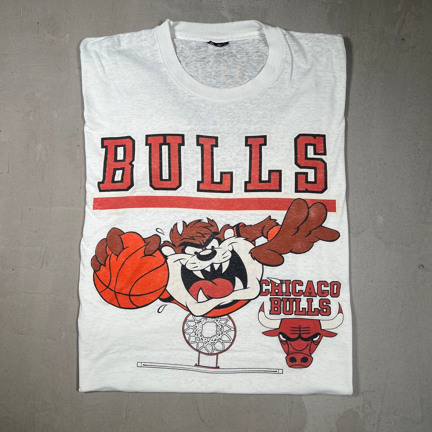 1990s Chicago Bulls Taz Loony Tunes White Tee Size XL USED v16739