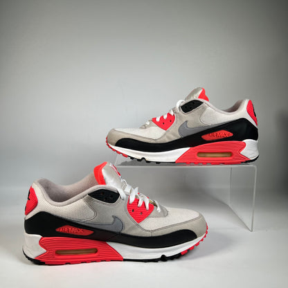 Nike Air Max 90 Infrared (2010) Size 9.5 USED s21944