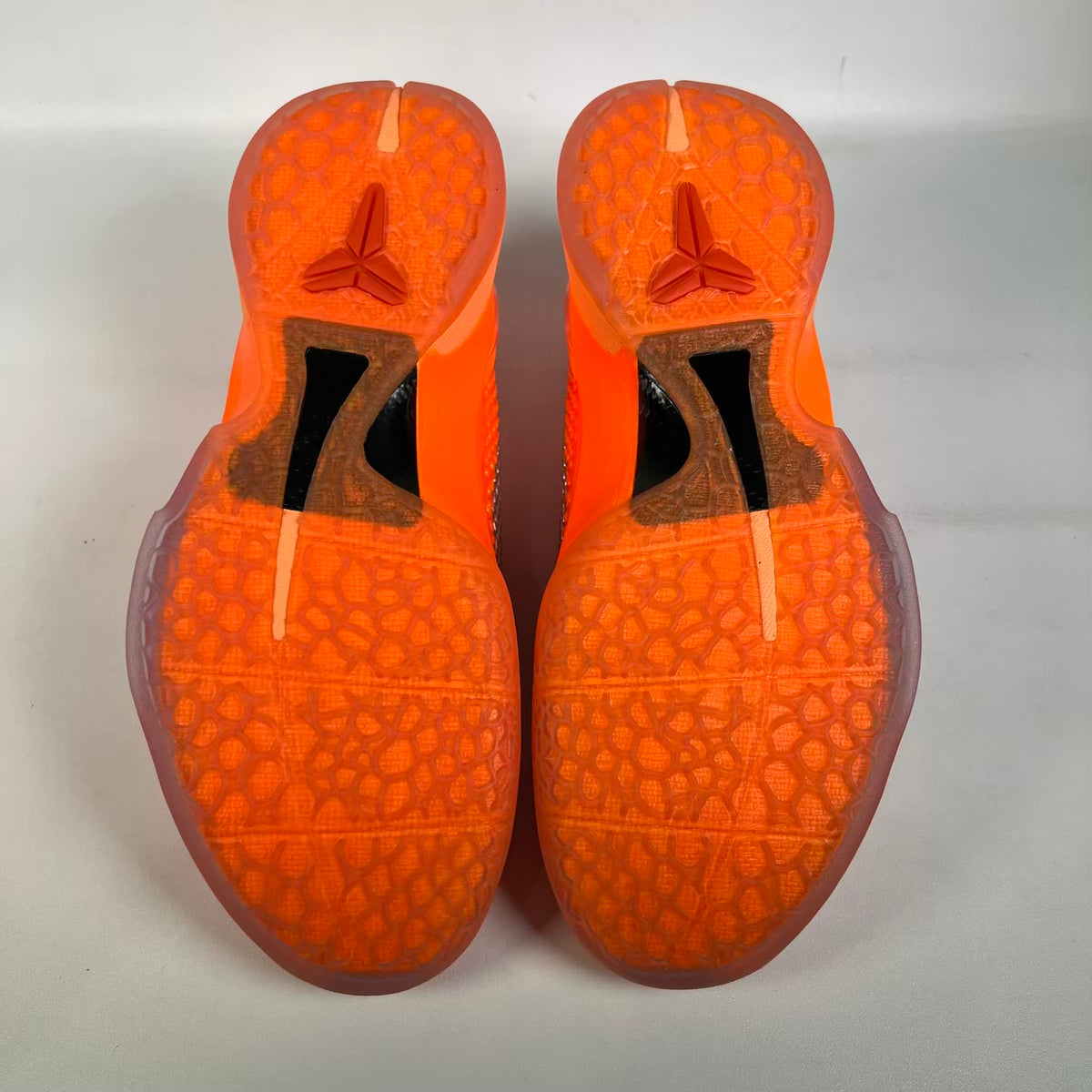 Nike Kobe 6 Total Orange (2025) Size 8 NEW s23715