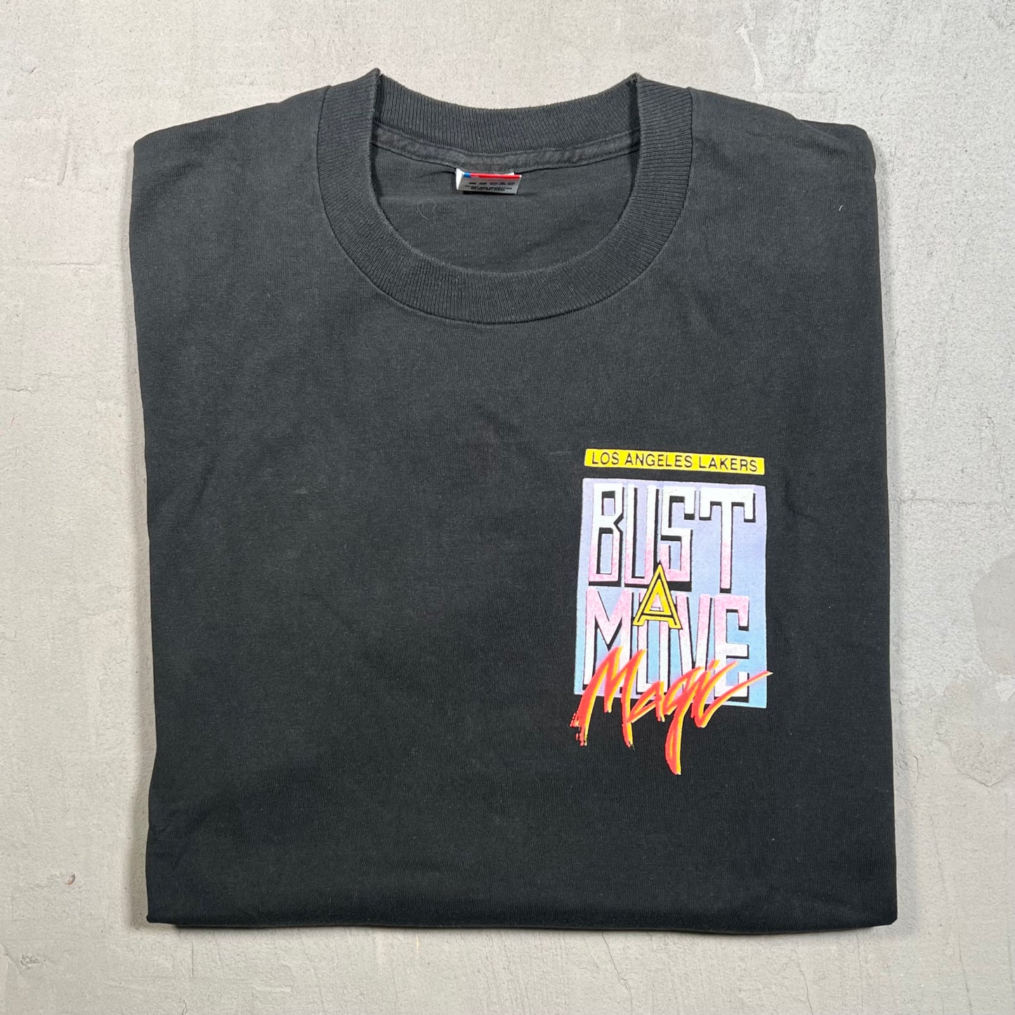 1990s Bust A Move Magic Johnson Tag Rap Style Black Tee Size XL USED v10944