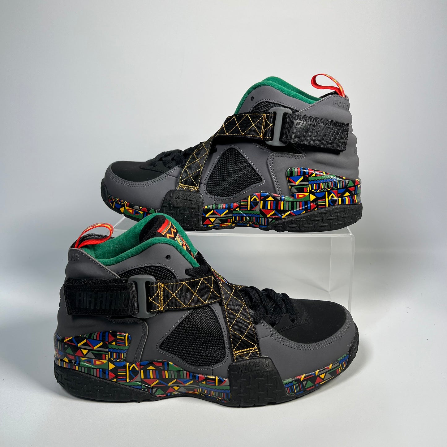 Nike Air Raid Peace (2014) Size 9 USED s17656