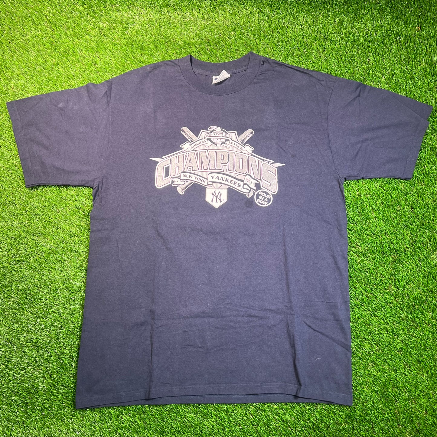 2001 New York Yankees Navy World Series Tee Size XL USED v18838