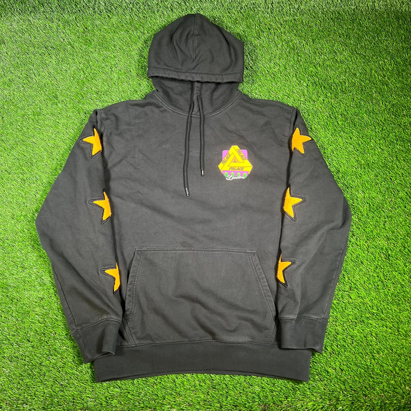 Palace London Black Hoodie Size Large USED x14304