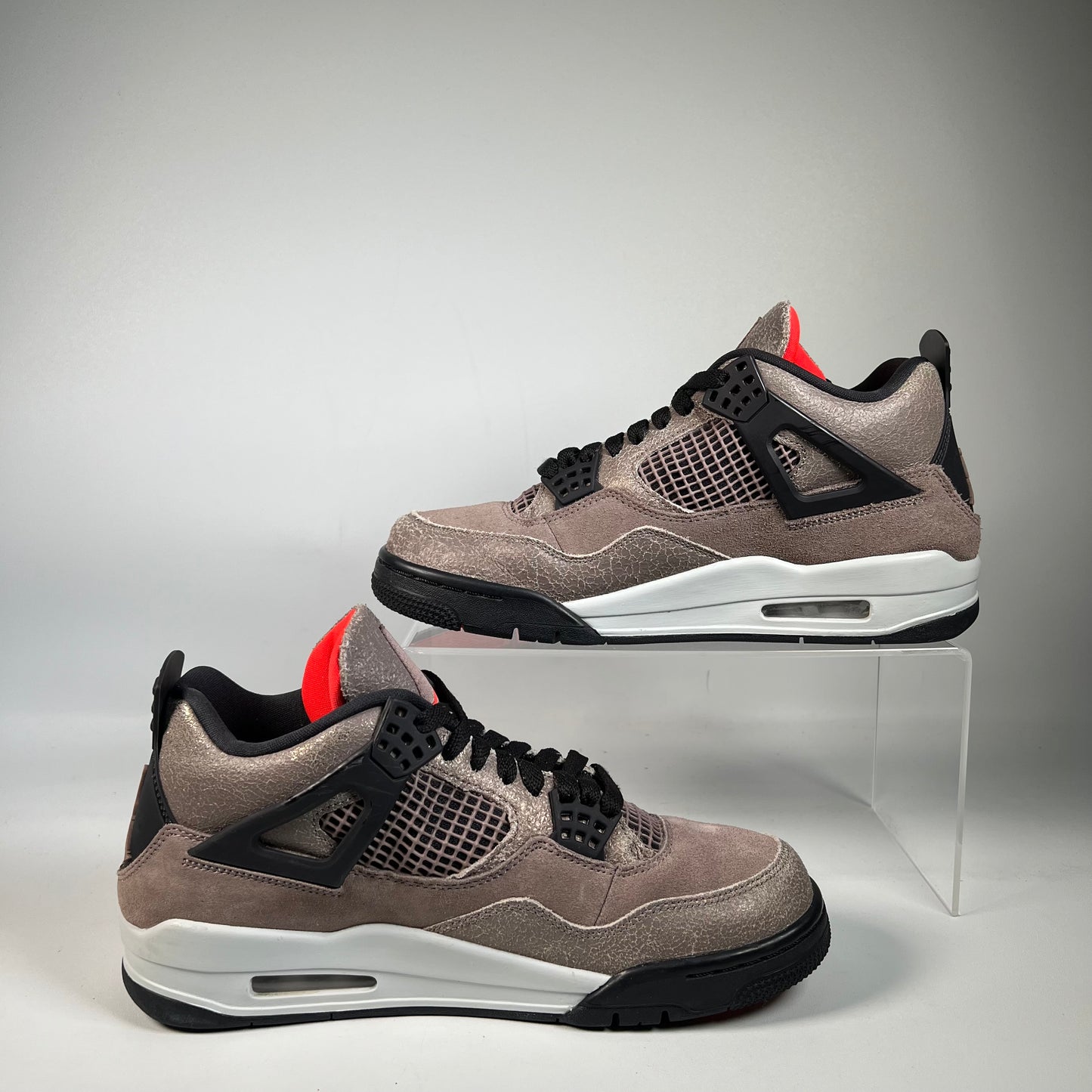 Jordan 4 Taupe Haze (2021) Size 8 USED s22317
