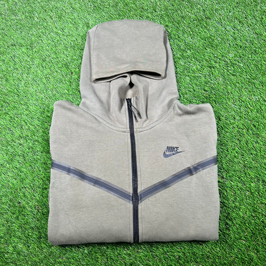 Nike Tech Olive Green Hoodie Size Small USED v16831