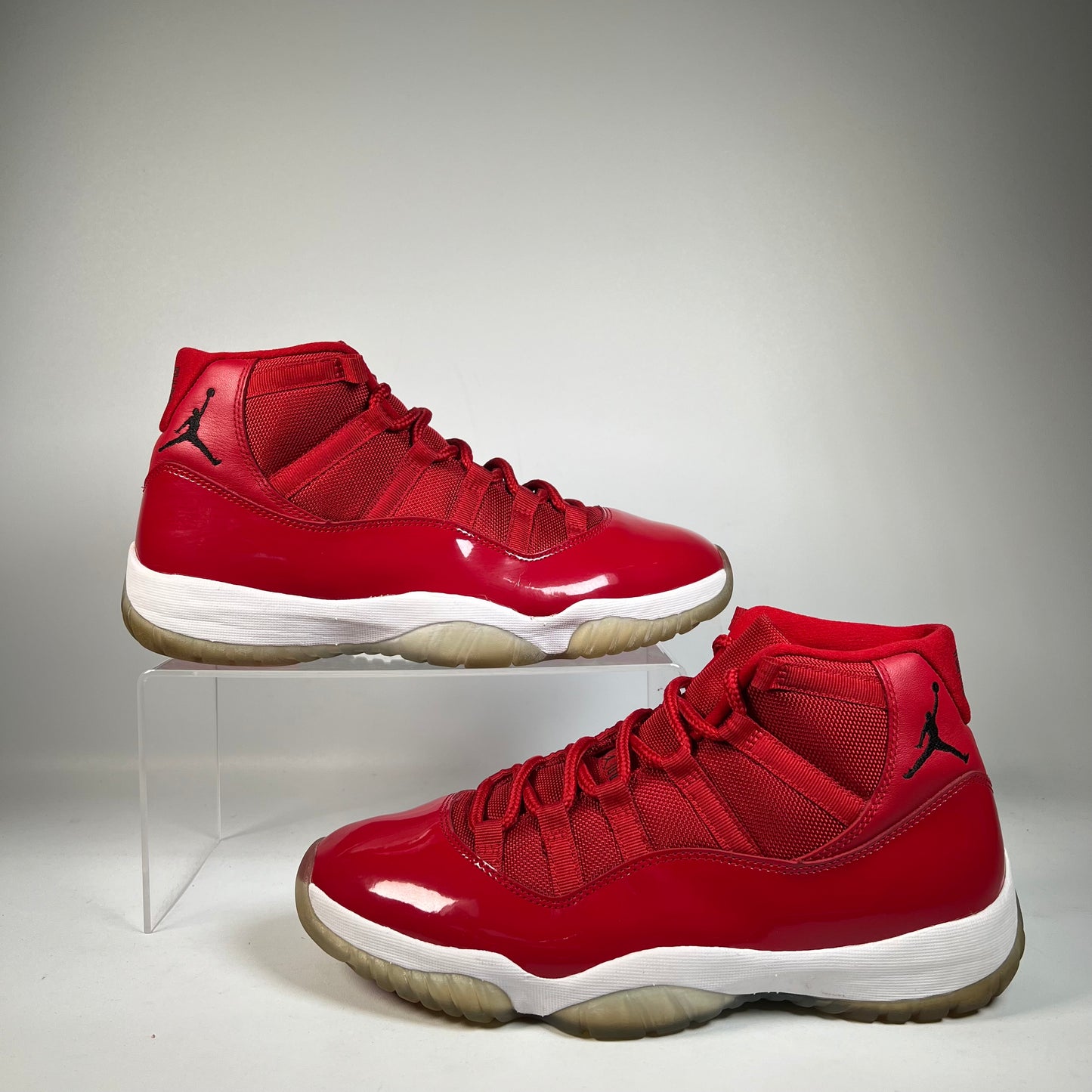 Jordan 11 Win Like 96 (2017) Size 10.5 USED s21150