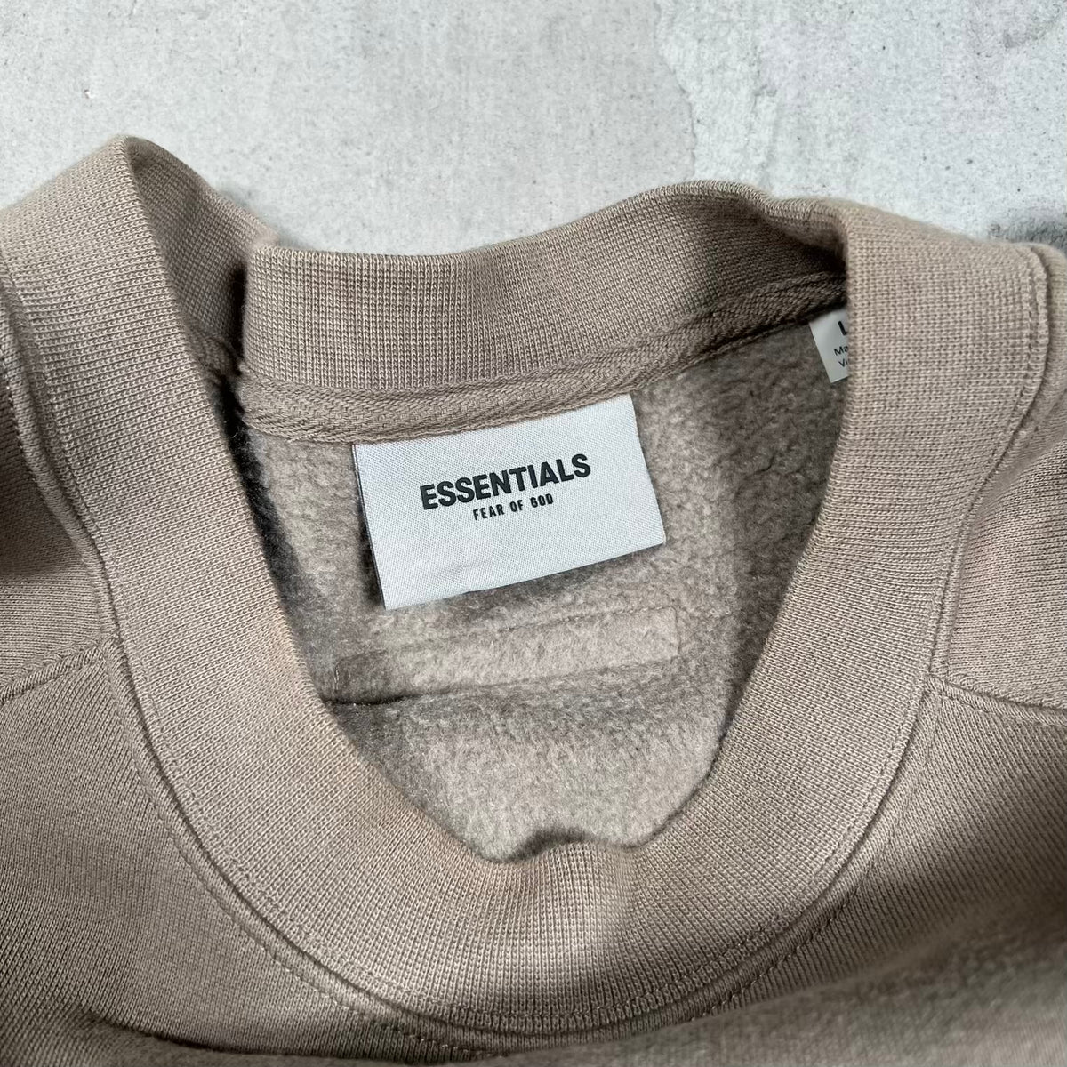 Fear of God FOG Essentials Brown Crewneck Size Large USED x18615
