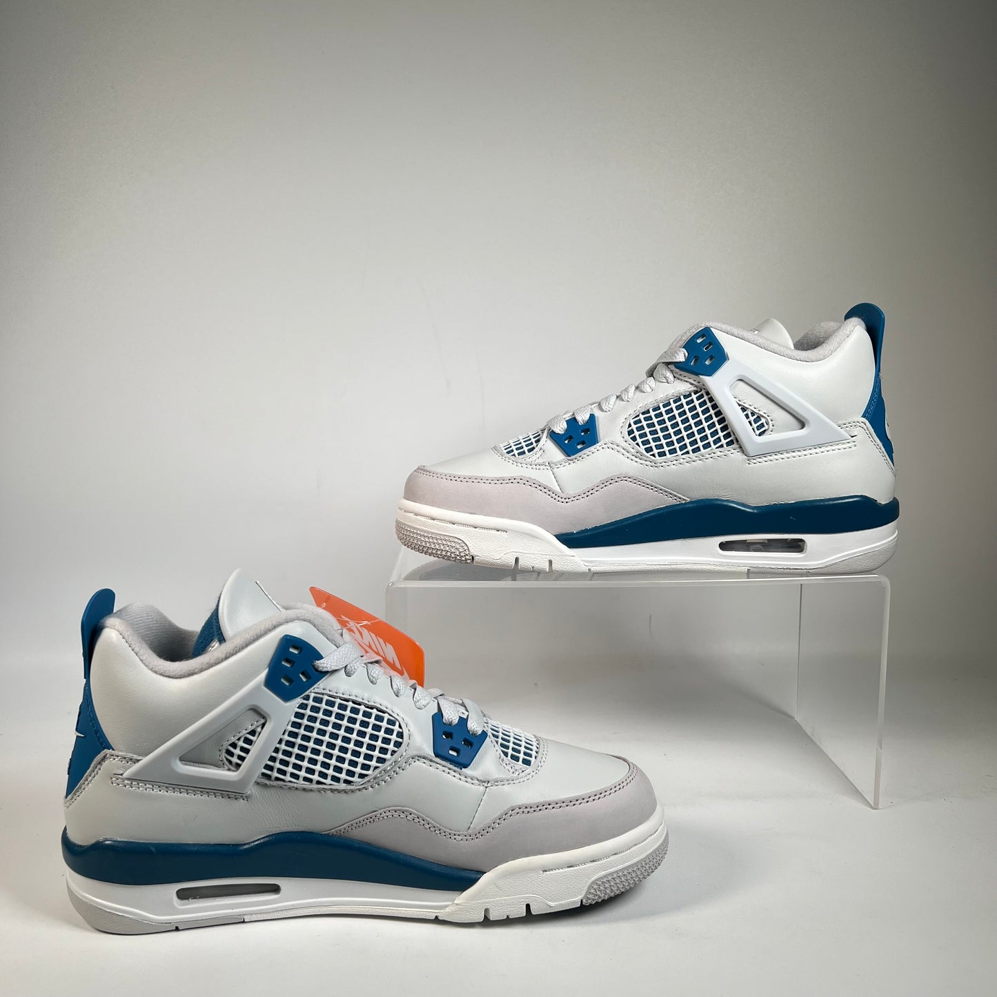 Jordan 4 Military Blue (2024) Size 6Y NEW s22294