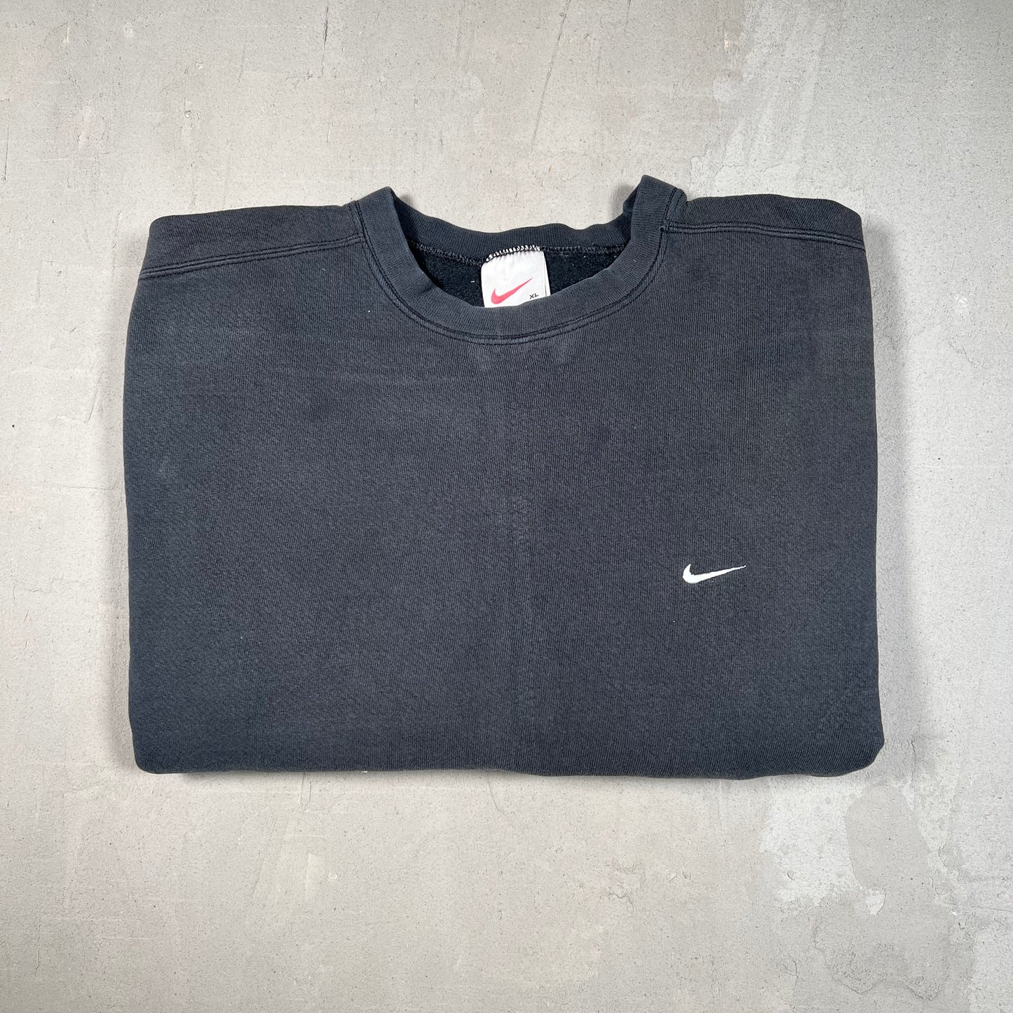 1990s Nike White Tag Black Crewneck Size XL USED v19075