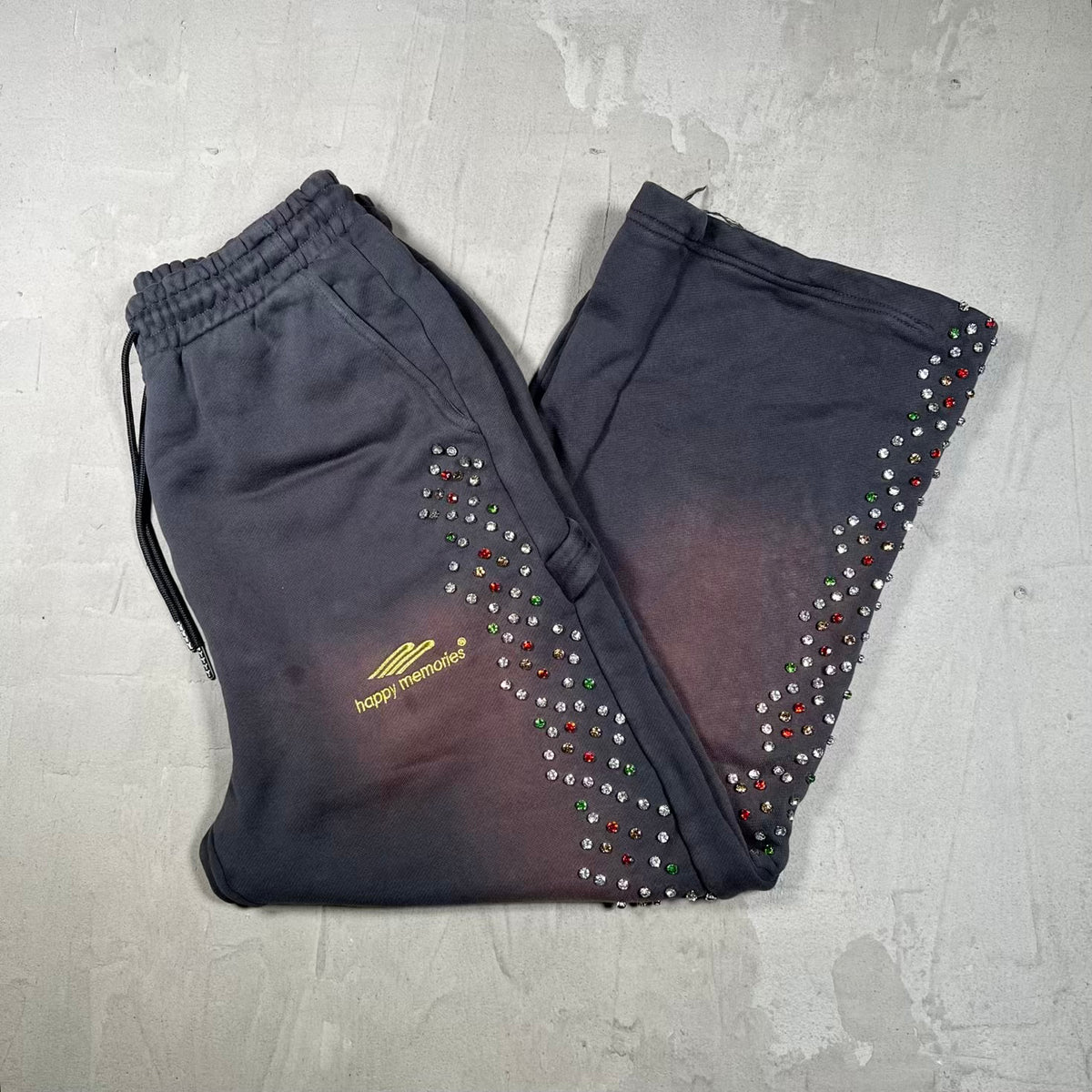 HMDD Rhinestone Crystal Washed Black Sweatpants Size Small USED x18954