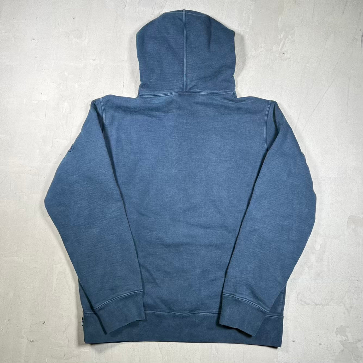 Supreme Set In Navy Blue Hoodie (2019) Size Medium USED x18953