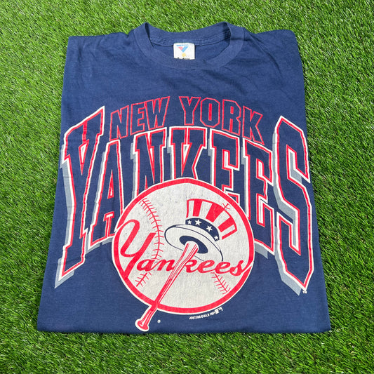 1991 New York Yankees Spellout Classic Logo Navy Tee Size Large USED v16980